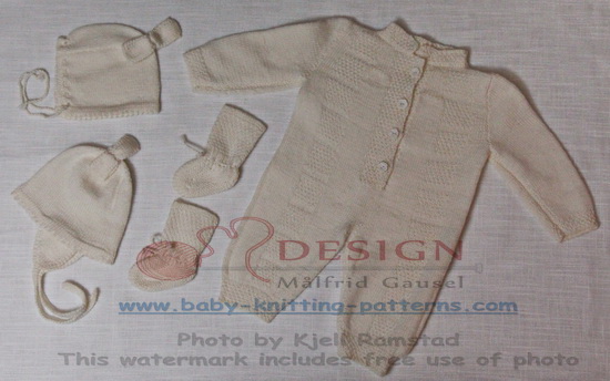 06B OLIVIA og OLIVER - Baby dress, Cap for the little boy, Cap (Bonnet) for a little girl and Socks